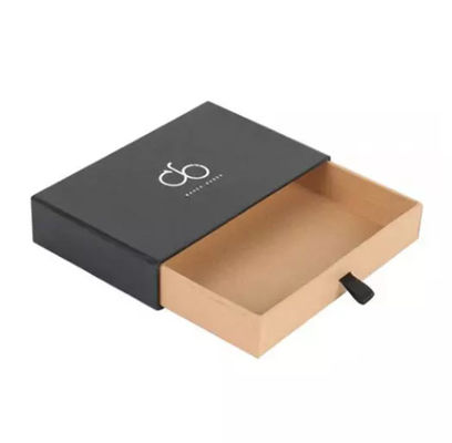 8“ X 8“ X 3“ Rekupereerbare Ladeorganisator Boxes Super Matte Gift Box With Ribbon