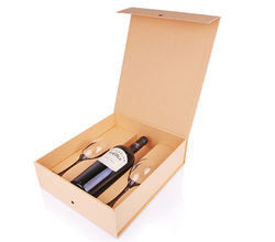 3 Gift van de Glazen verpakkingdozen van de flessen de Magnetische Wijn met Verdelers