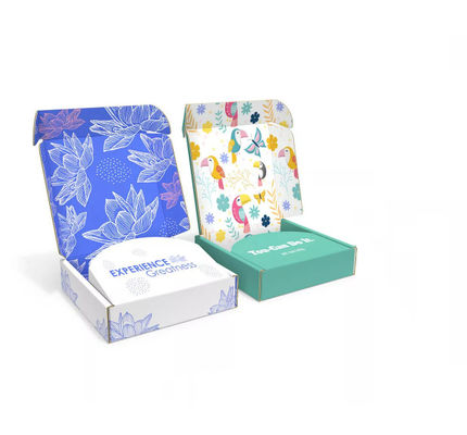 Het vouwen kleedt Verpakkende Doos Vernissend Kartonnen Verpakkende Papierdozen