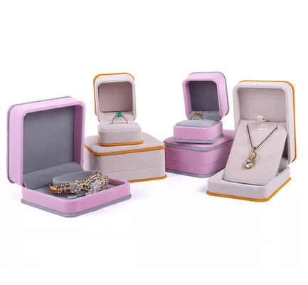 OEM Ring Necklace Packaging Box Pink de Doos ISO9001 van Fluweeljuwelen